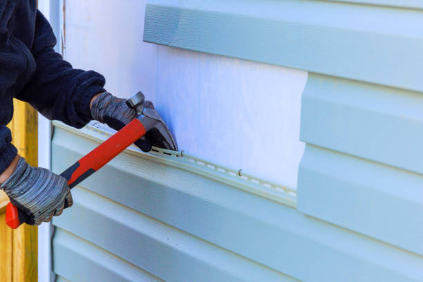 Trusted Emergency Siding Repair service in Semora, NC - Creative Siding